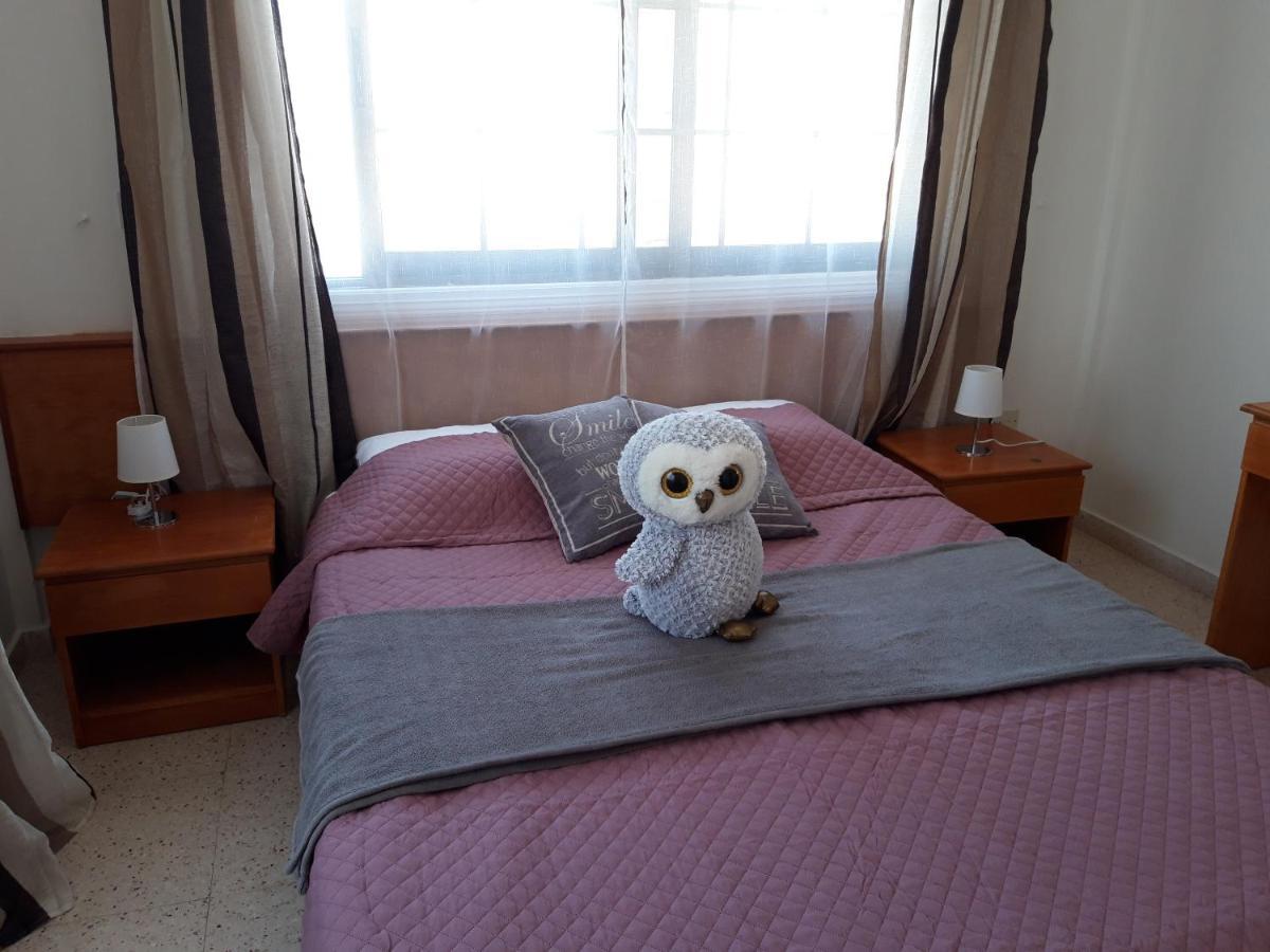 La Veranda Sea View Apartments Larnaca Bagian luar foto
